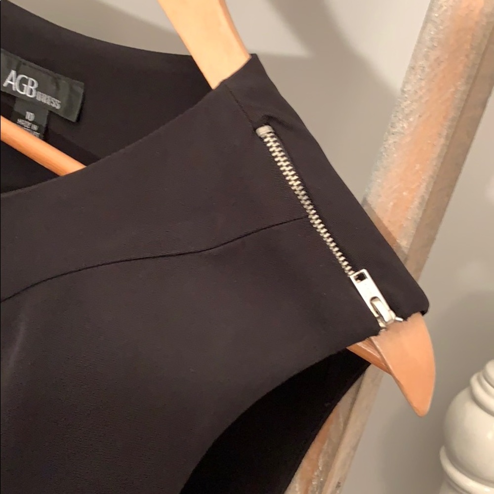 AGB DRESS Black Zipper Sheath